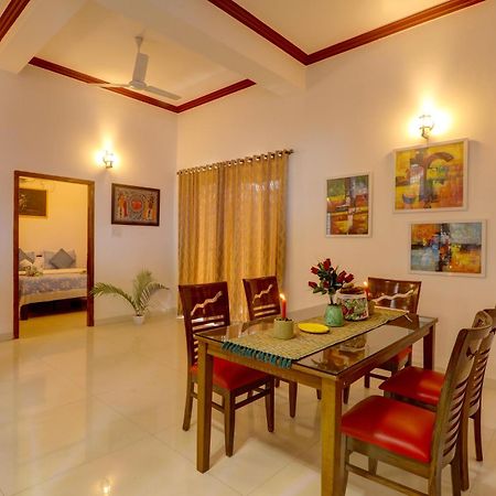 Jaqk Holidays - 9Bhk Villa For Big Groups, Private Pool-Wifi-Cartaker-Parking, North Goa バガ エクステリア 写真