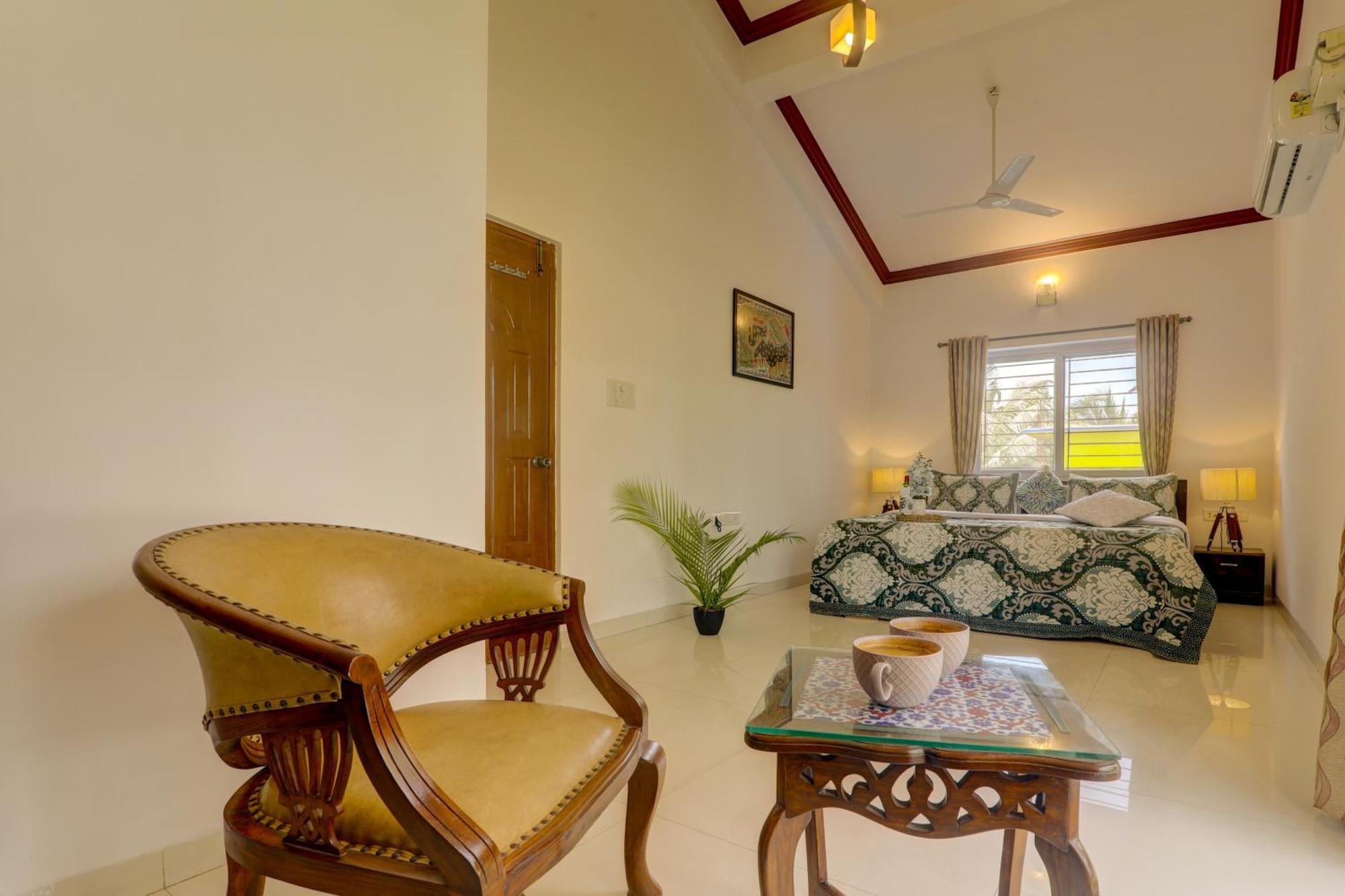 Jaqk Holidays - 9Bhk Villa For Big Groups, Private Pool-Wifi-Cartaker-Parking, North Goa バガ エクステリア 写真