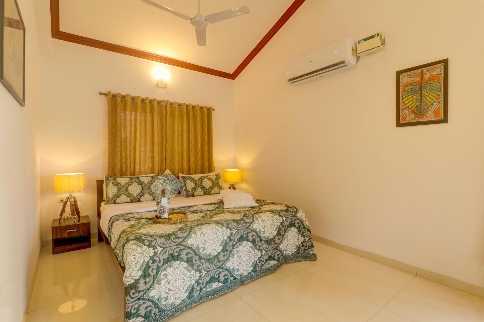 Jaqk Holidays - 9Bhk Villa For Big Groups, Private Pool-Wifi-Cartaker-Parking, North Goa バガ エクステリア 写真
