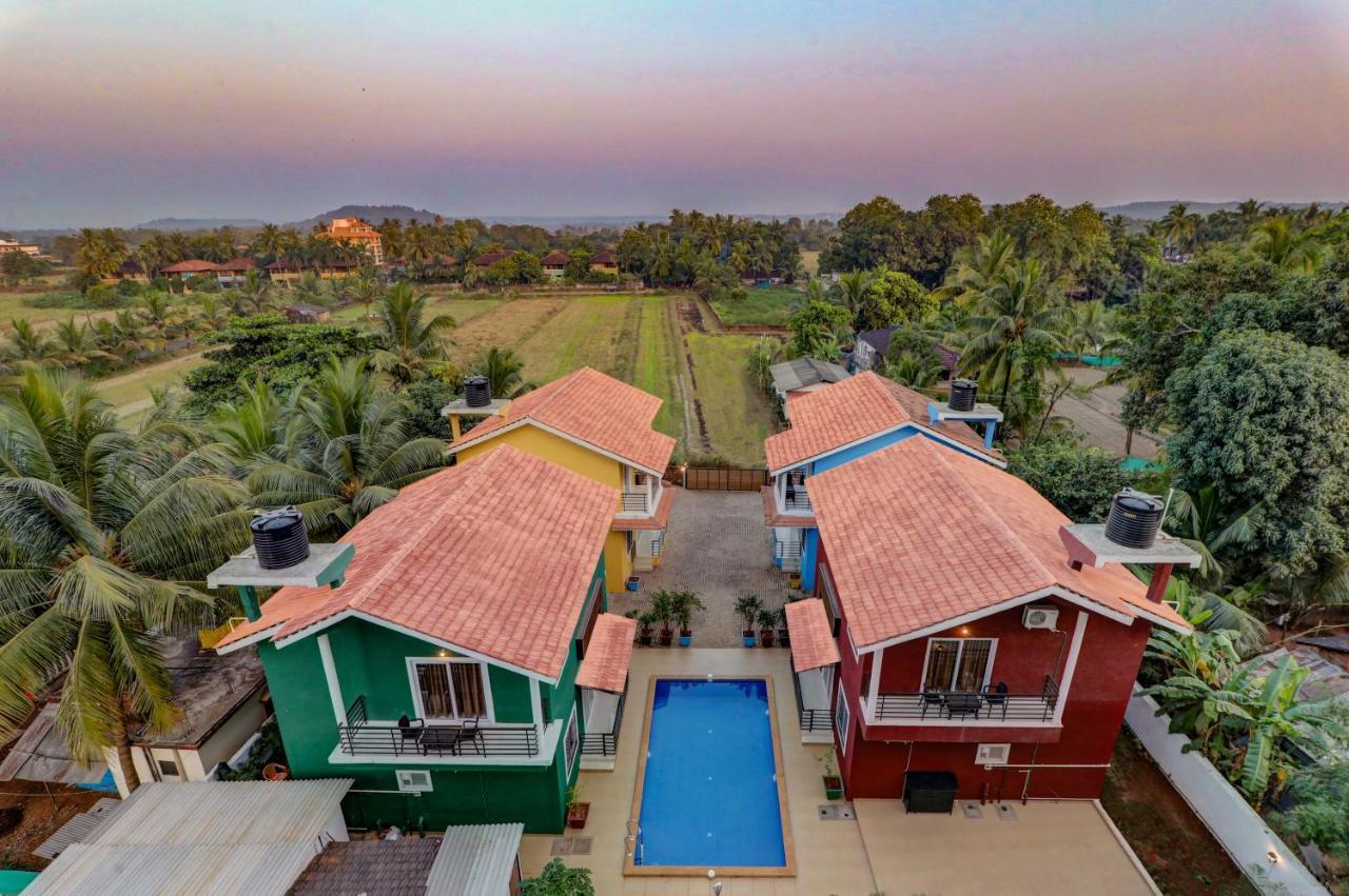 Jaqk Holidays - 9Bhk Villa For Big Groups, Private Pool-Wifi-Cartaker-Parking, North Goa バガ エクステリア 写真